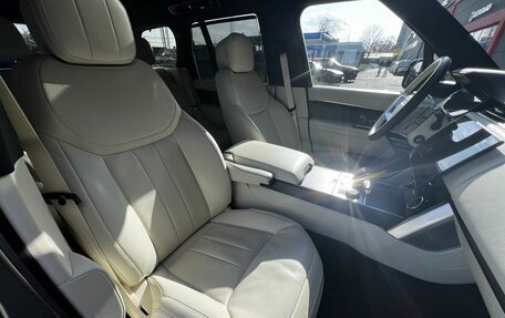 Land Rover Range Rover IV рестайлинг, 2022 год, 18 250 000 рублей, 16 фотография