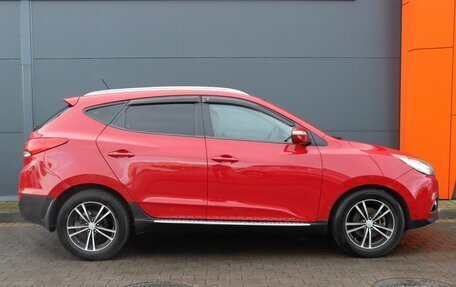 Hyundai ix35 I рестайлинг, 2012 год, 1 399 000 рублей, 3 фотография