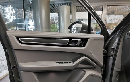 Porsche Cayenne III, 2020 год, 8 711 000 рублей, 14 фотография