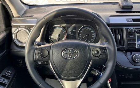 Toyota RAV4, 2016 год, 2 280 000 рублей, 15 фотография