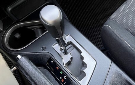 Toyota RAV4, 2016 год, 2 280 000 рублей, 26 фотография