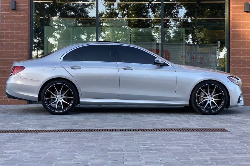 Mercedes-Benz E-Класс W213, 2018 год, 1 760 000 рублей, 9 фотография