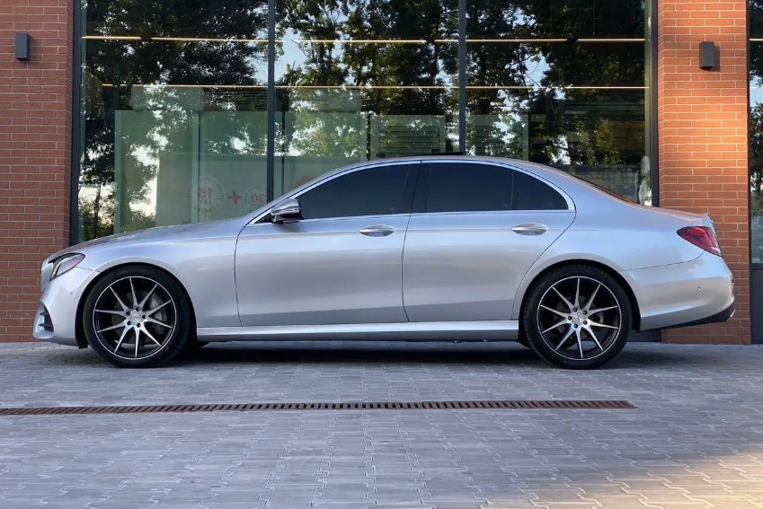 Mercedes-Benz E-Класс W213, 2018 год, 1 760 000 рублей, 8 фотография