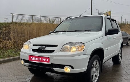 Chevrolet Niva I рестайлинг, 2012 год, 719 000 рублей, 1 фотография