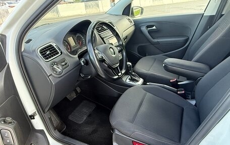 Volkswagen Polo VI (EU Market), 2017 год, 1 320 000 рублей, 19 фотография