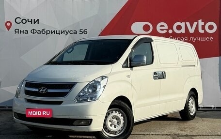 Hyundai Grand Starex Grand Starex I рестайлинг 2, 2011 год, 1 450 000 рублей, 1 фотография