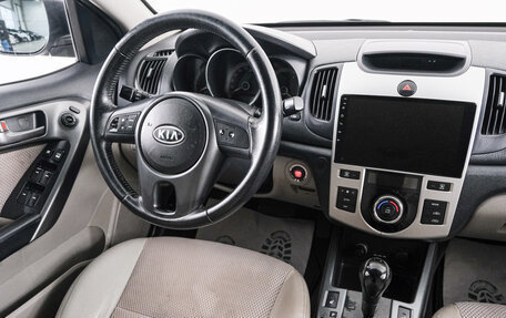 KIA Forte II, 2010 год, 849 000 рублей, 10 фотография