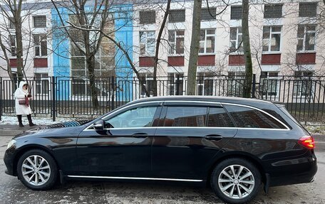 Mercedes-Benz E-Класс, 2018 год, 3 000 000 рублей, 7 фотография