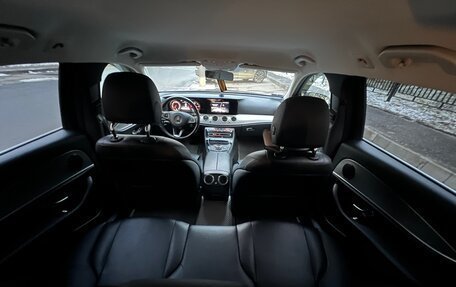 Mercedes-Benz E-Класс, 2018 год, 3 000 000 рублей, 19 фотография