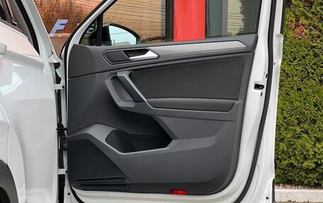 Volkswagen Tiguan II, 2020 год, 2 300 000 рублей, 16 фотография