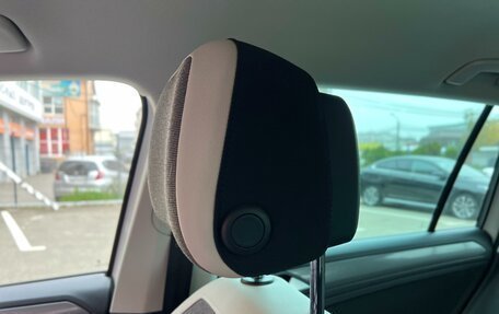 Volkswagen Tiguan II, 2020 год, 2 300 000 рублей, 38 фотография