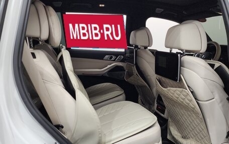 BMW X7, 2021 год, 7 800 000 рублей, 13 фотография