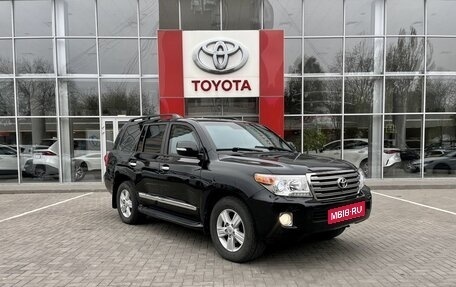 Toyota Land Cruiser 200, 2015 год, 7 800 000 рублей, 3 фотография