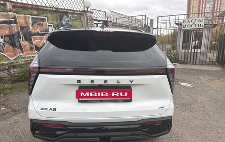 Geely Atlas, 2024 год, 3 200 000 рублей, 5 фотография