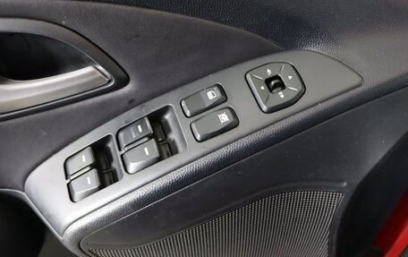 Hyundai ix35 I рестайлинг, 2012 год, 999 990 рублей, 15 фотография