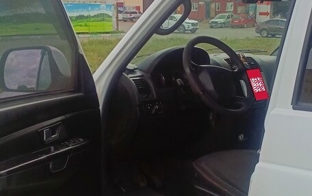 ЛуАЗ Patriot, 2015 год, 705 000 рублей, 13 фотография