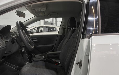 Volkswagen Polo VI (EU Market), 2019 год, 1 450 000 рублей, 26 фотография