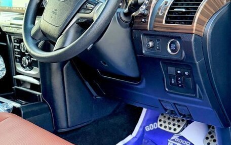 Toyota Land Cruiser Prado 150 рестайлинг 2, 2022 год, 4 070 000 рублей, 14 фотография