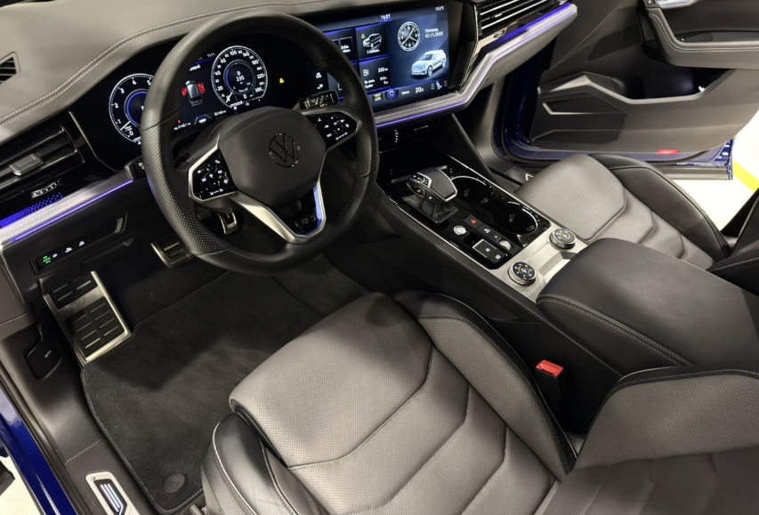 Volkswagen Touareg III, 2022 год, 5 450 000 рублей, 102 фотография