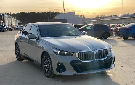 BMW 5 серия, 2024 год, 9 000 000 рублей, 15 фотография