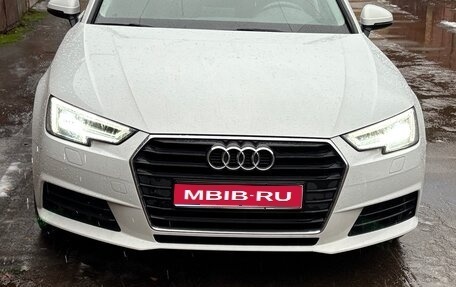 Audi A4, 2017 год, 2 450 000 рублей, 1 фотография