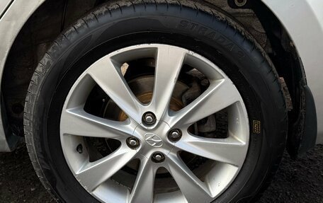 Hyundai Solaris II рестайлинг, 2011 год, 700 000 рублей, 10 фотография