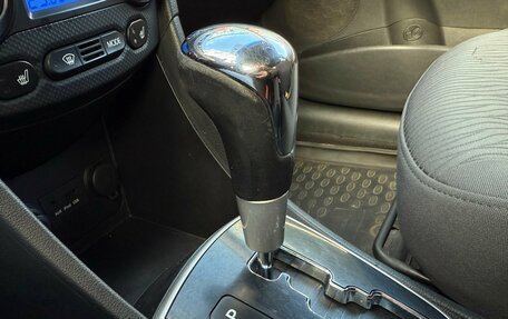 Hyundai Solaris II рестайлинг, 2011 год, 700 000 рублей, 17 фотография