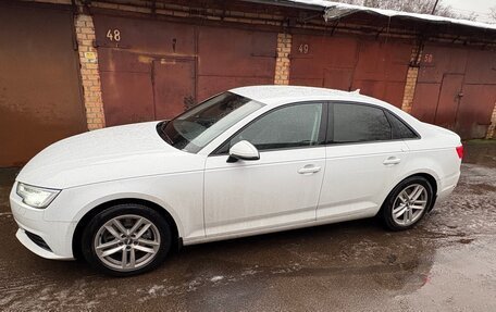 Audi A4, 2017 год, 2 450 000 рублей, 2 фотография