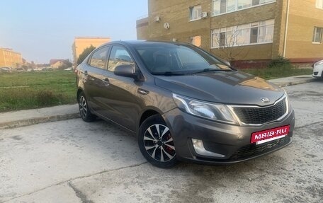 KIA Rio III рестайлинг, 2013 год, 480 000 рублей, 2 фотография