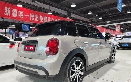 MINI Hatch, 2022 год, 2 600 000 рублей, 4 фотография