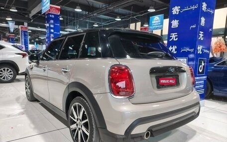 MINI Hatch, 2022 год, 2 600 000 рублей, 6 фотография