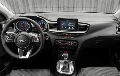 KIA cee'd III, 2019 год, 1 880 000 рублей, 10 фотография