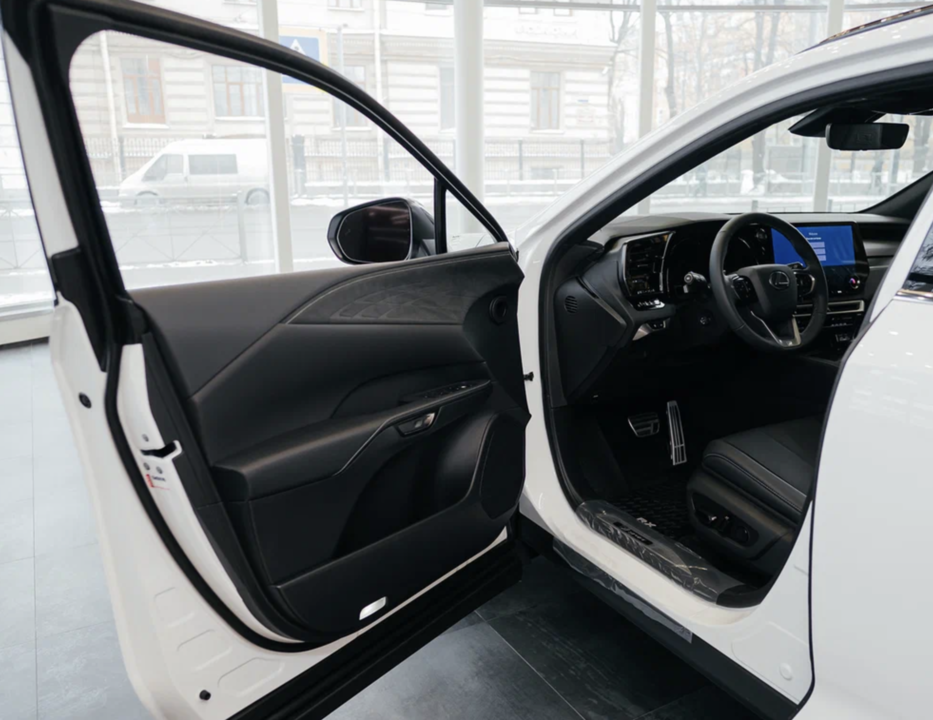 Lexus RX IV рестайлинг, 2025 год, 11 800 000 рублей, 6 фотография