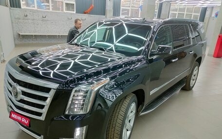 Cadillac Escalade IV, 2014 год, 3 599 000 рублей, 1 фотография