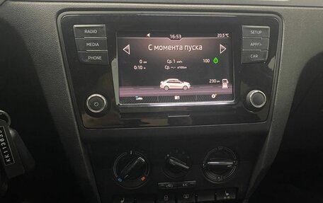 Skoda Rapid I, 2018 год, 1 350 000 рублей, 13 фотография