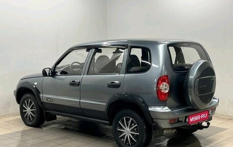 Chevrolet Niva I рестайлинг, 2005 год, 299 000 рублей, 1 фотография