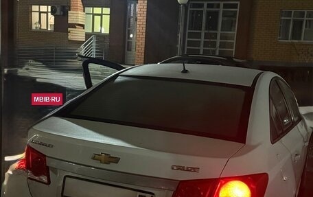 Chevrolet Cruze II, 2013 год, 850 000 рублей, 2 фотография