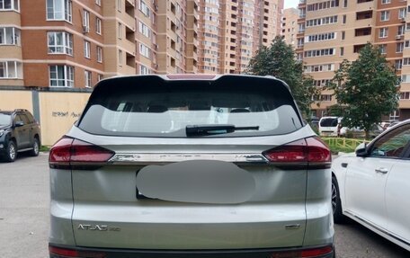 Geely Atlas, 2024 год, 3 000 000 рублей, 3 фотография