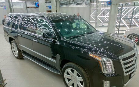 Cadillac Escalade IV, 2014 год, 3 599 000 рублей, 2 фотография