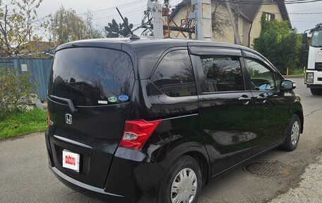 Honda Freed I, 2008 год, 875 000 рублей, 4 фотография