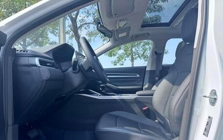 Geely Emgrand, 2025 год, 1 650 000 рублей, 8 фотография