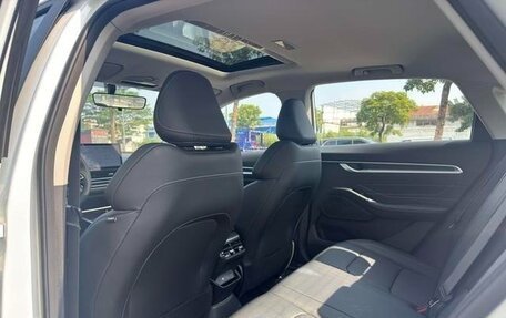 Geely Emgrand, 2025 год, 1 650 000 рублей, 12 фотография