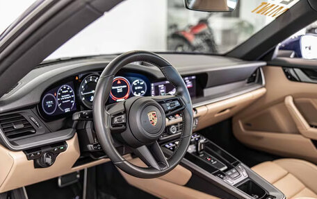 Porsche 911, 2021 год, 16 780 600 рублей, 14 фотография