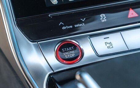 Audi RS 6, 2025 год, 17 990 032 рублей, 33 фотография