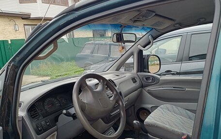 Mitsubishi Space Gear I рестайлинг, 1997 год, 400 000 рублей, 2 фотография