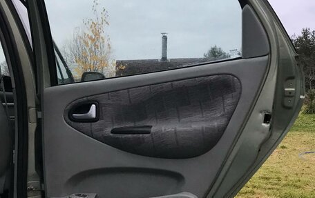 Renault Scenic III, 2002 год, 750 000 рублей, 13 фотография