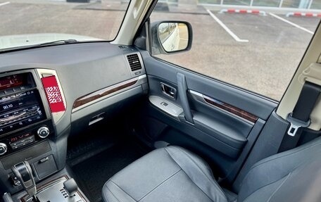 Mitsubishi Pajero IV, 2021 год, 3 980 000 рублей, 24 фотография