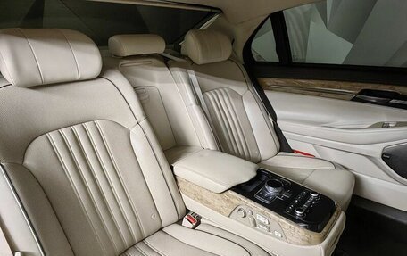 Genesis G90 I рестайлинг, 2017 год, 2 287 000 рублей, 15 фотография