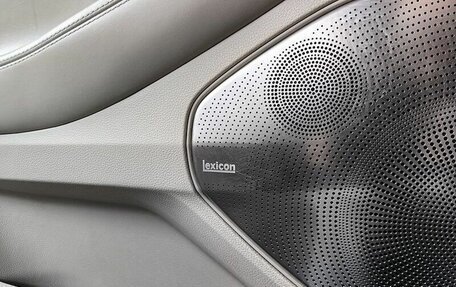 Genesis G90 I рестайлинг, 2017 год, 2 287 000 рублей, 19 фотография