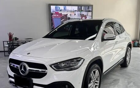 Mercedes-Benz GLA, 2021 год, 2 490 000 рублей, 3 фотография